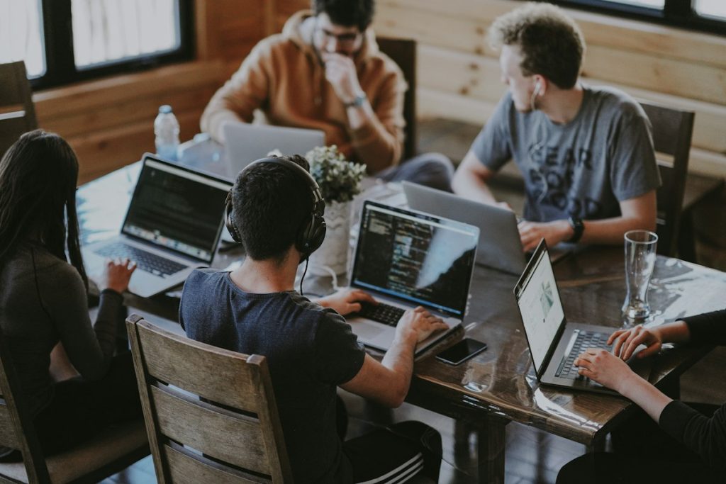 Remote Work And Creative Retreats In California’s Cannabis Lounges